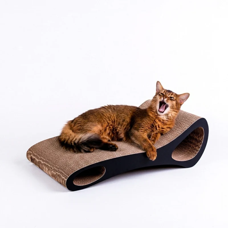 Mika - Kratzbrett für Katzen