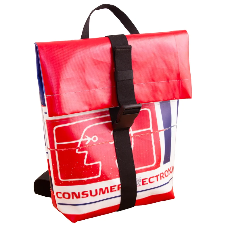 Rucksack Plane – Nachhaltiger Rucksack aus recycelten Werbebannern | Klein & Groß