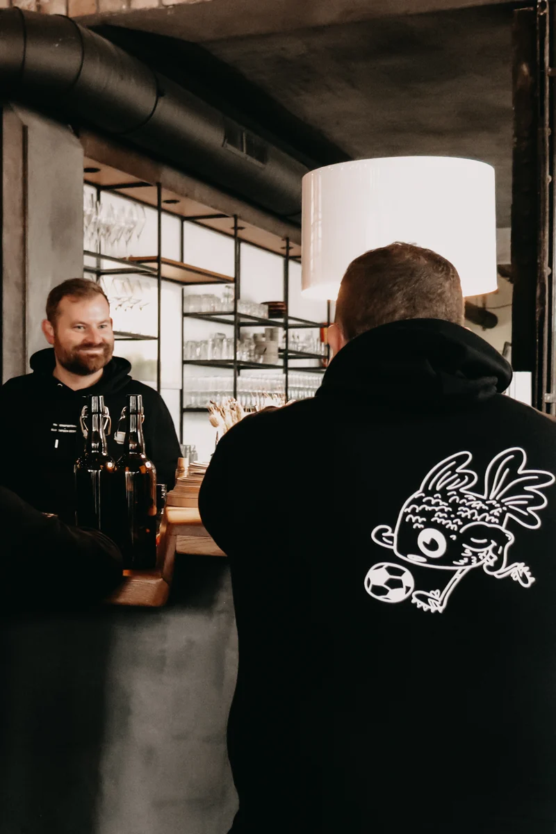 PASSION&FOOTBALL x BLUMENFISCH Hoodie – Fußball Fisch Design | S-XXL