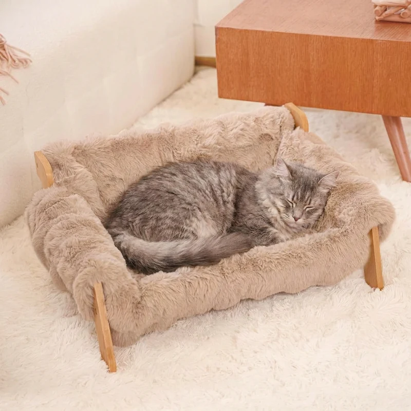 Luxuriöses, erhöhtes Katzenbett aus Massivholz