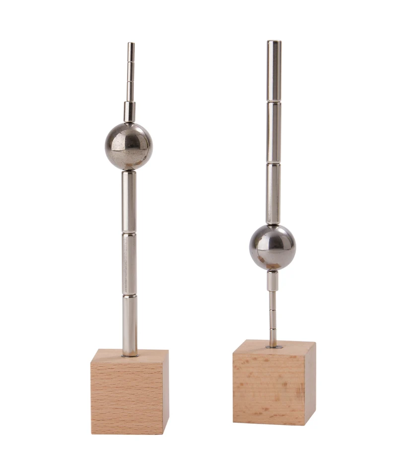 Magnet Fernsehturm Berlin – Souvenir mit Buchenholz-Sockel | 16cm