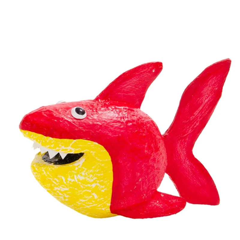 Kleiner Hai Flori – Handbemalte Deko-Figur aus Kaltschaum | 14cm