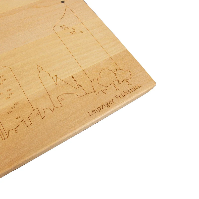 Frühstücksbrett Berlin Skyline – handgemacht aus Holz