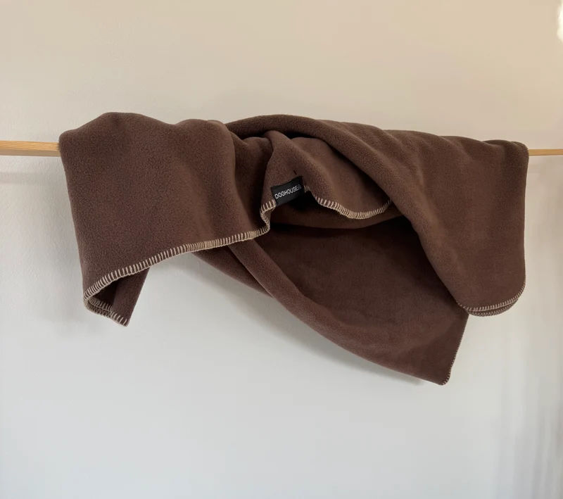 Hundedecke aus Polarfleece | Mokka-Beige