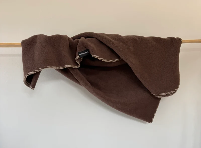 Hundedecke aus Polarfleece | Mokka-Beige
