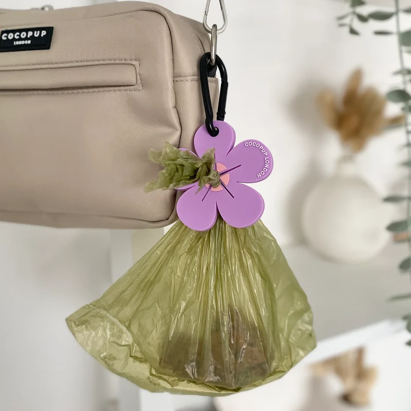 Kotbeutelhalter | Pastellfarbene Blume