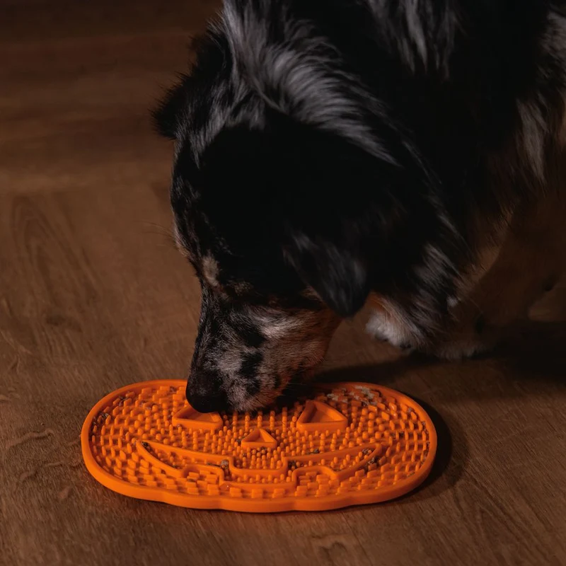 Beeztees HALLOWEEN Silikon-Leckmatte Kürbis - Hund Katze - Schleckmatte