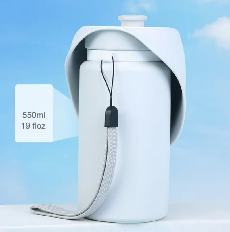 Faltbare Wasserflasche Für Haustiere Mit Integriertem Napf