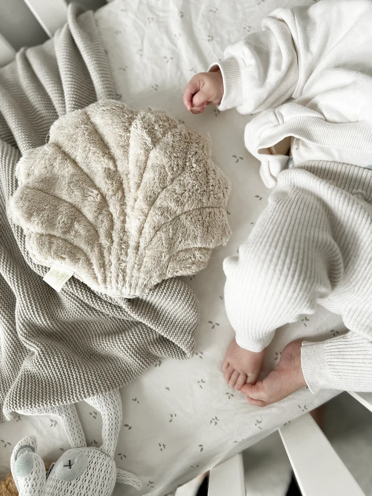 Kuscheltier Muschel klein mit Kirschkern-Inlett
