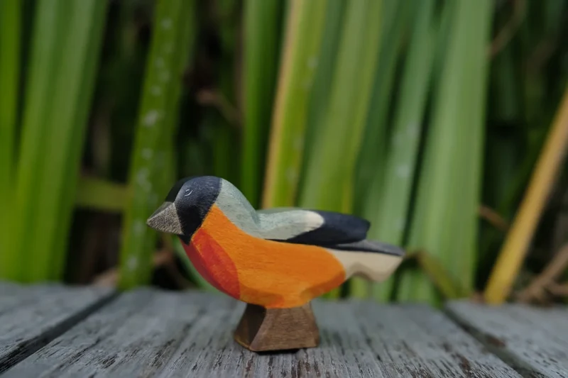 Holzwald Holzfigur Gimpel