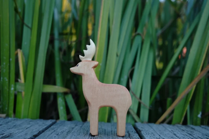Holzwald Holzfigur Rehbock
