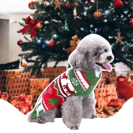 Weihnachtlicher Hundepullover Mit Schneeflocken