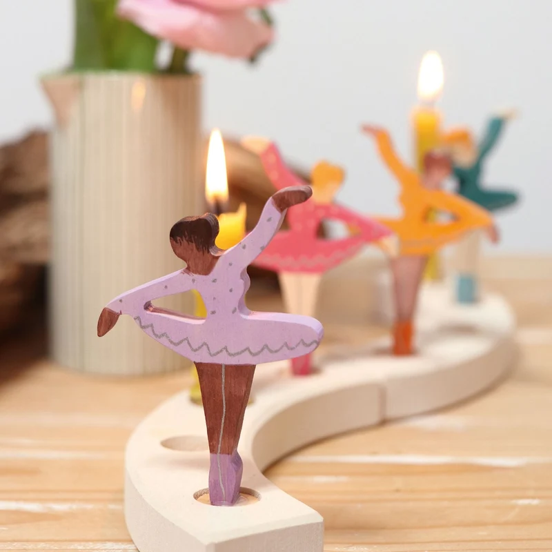 Grimm's Steckfigur Ballerina Rubinrot