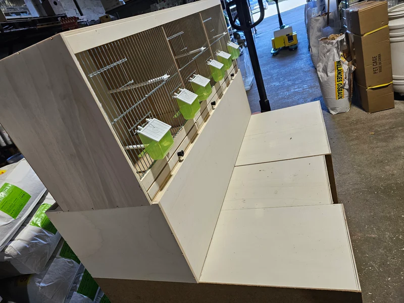 Zuchtkäfig aus Holz, 120 cm, 3-teilig – mit Frontabdeckungen und Futternäpfen (voluminöser Artikel)