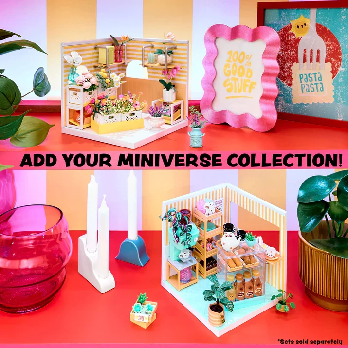 MGA's Miniverse Spaces Starter Pack - Pink