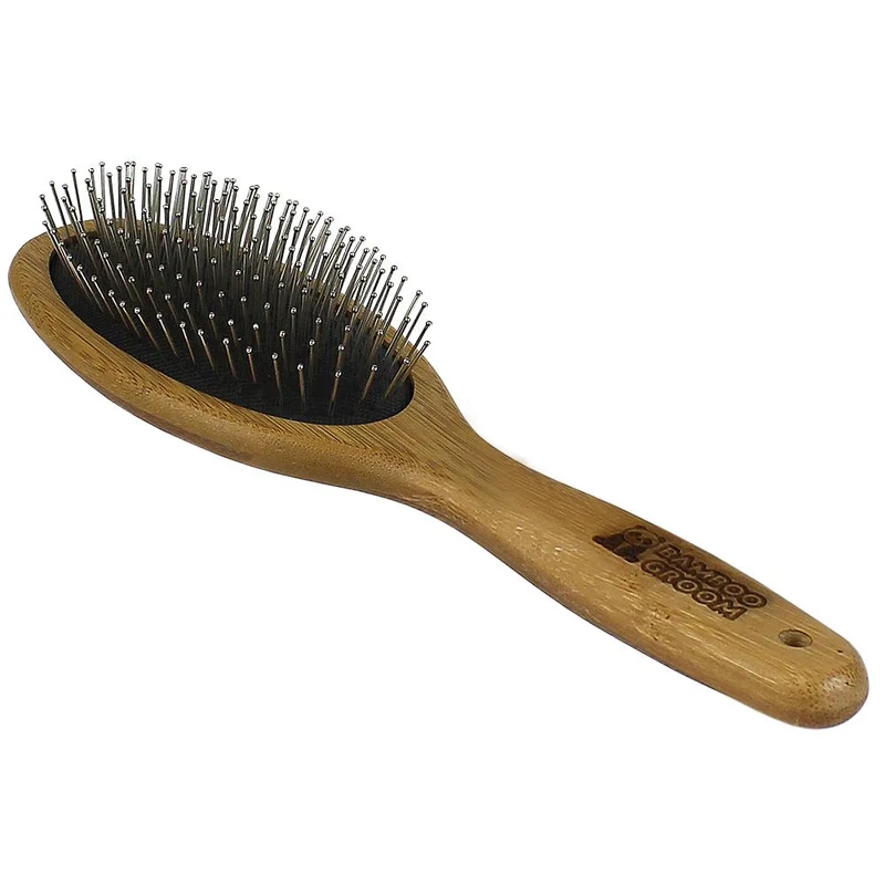 Ovale Bürste mit Pins