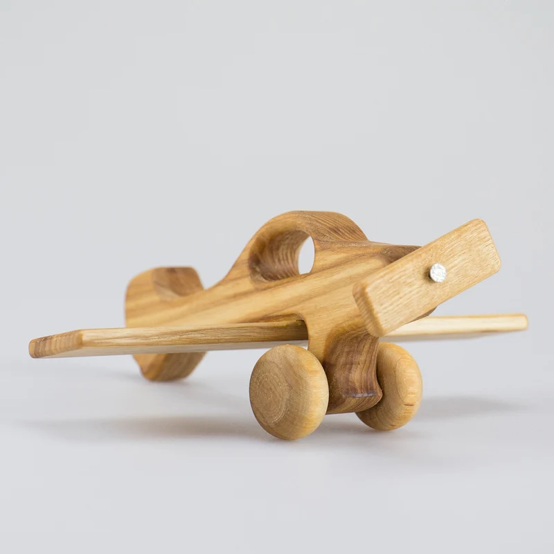 Sportflugzeug aus Holz