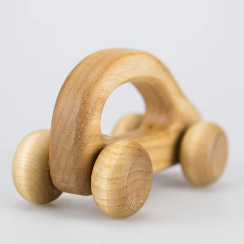 Schiebeauto aus Holz