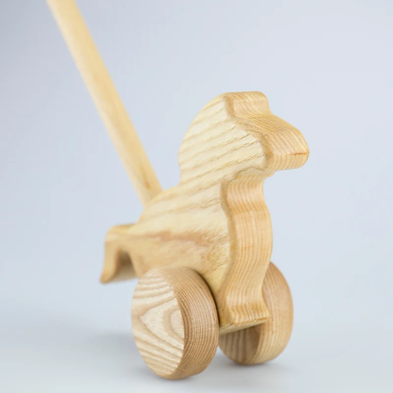 Holzpferd zum Schieben