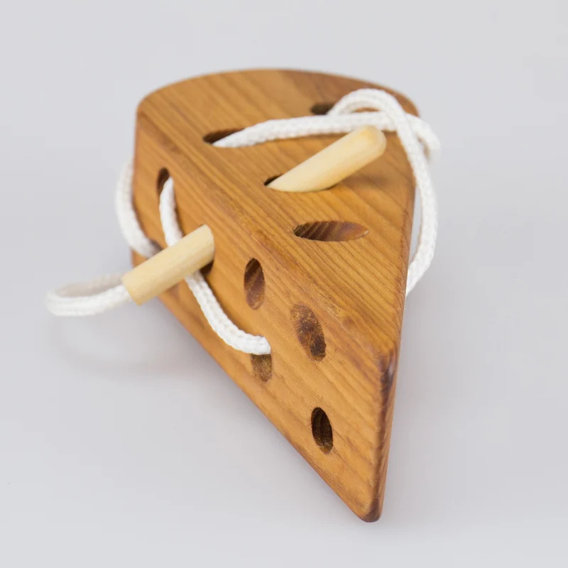 Fädelspiel Käse