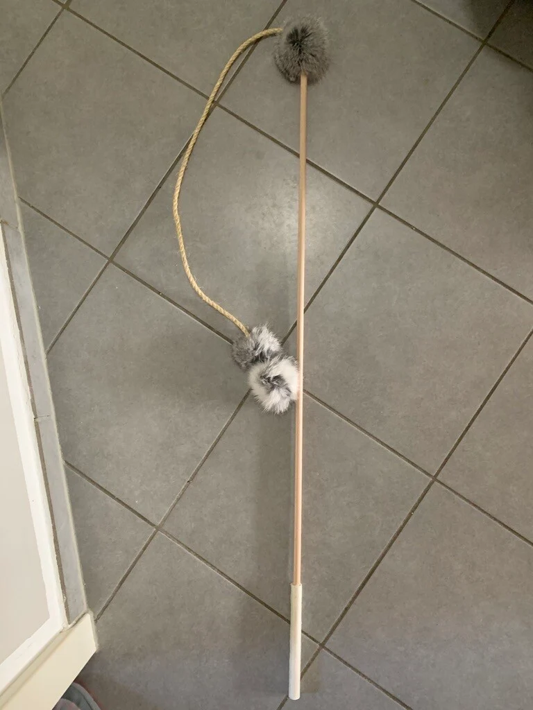 Spielangel "Rabbit" – Natürlicher Jagdspaß für deine Katze