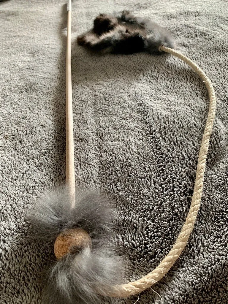 Spielangel "Rabbit Run" – Jagdspaß für aktive Katzen
