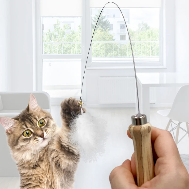 Katzenangel mit Naturfedern