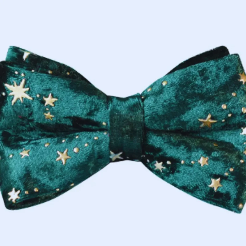 Luxuriöses Hundehalsband mit Leine und Fliege – Samtdesign mit Sternenmuster für Festliche Anlässe