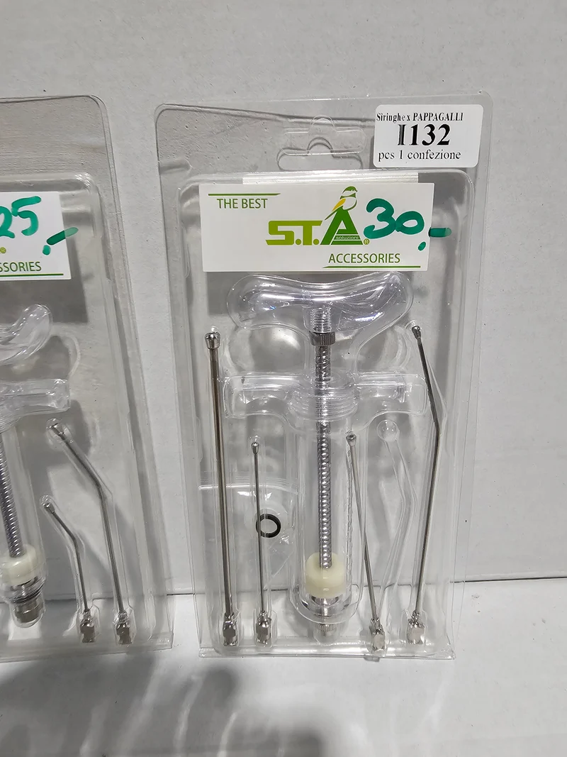 STA-I132 Sittich-Papageien-Fütterungsset / Spritze + Nadeln