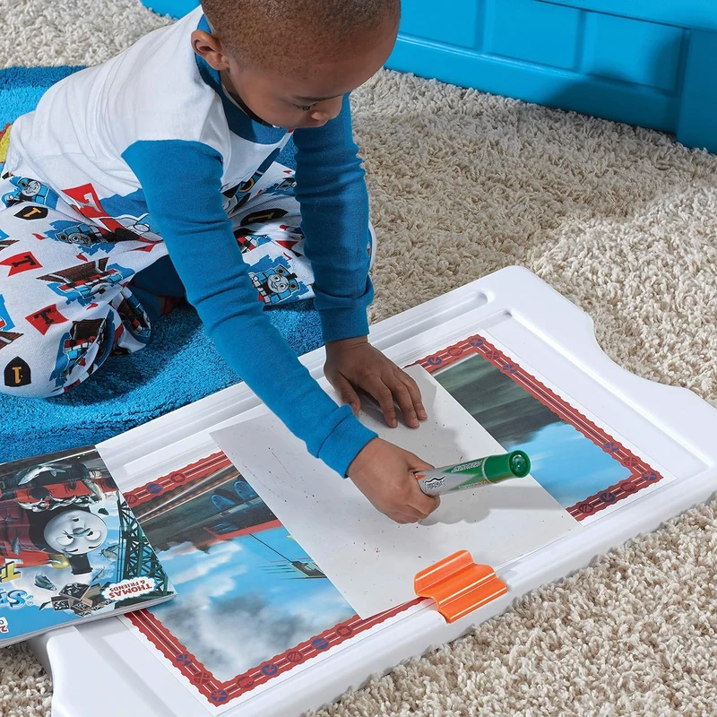 Step2 Thomas the Tank Engine 2-in-1 Toy Box & Art Lid