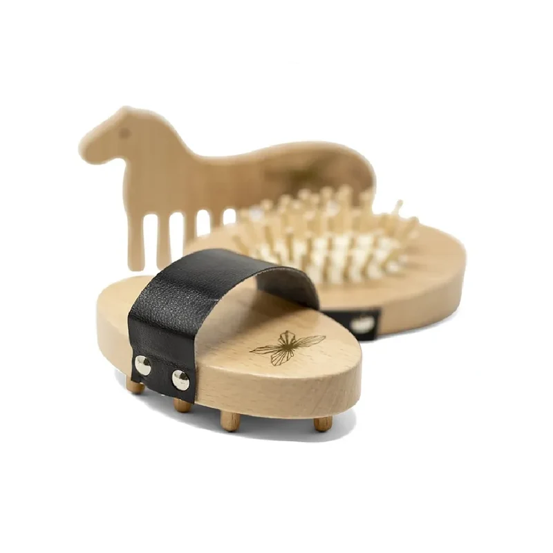 By Astrup Set of 8 Hobby Horse Care Set