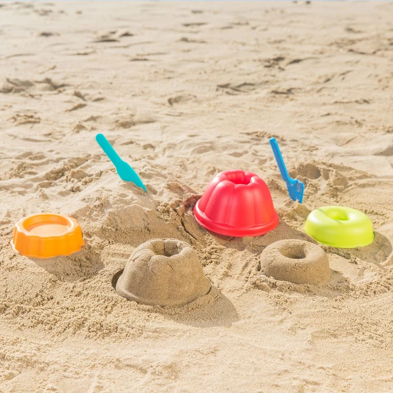 Hape 5-In-1 Beach Set