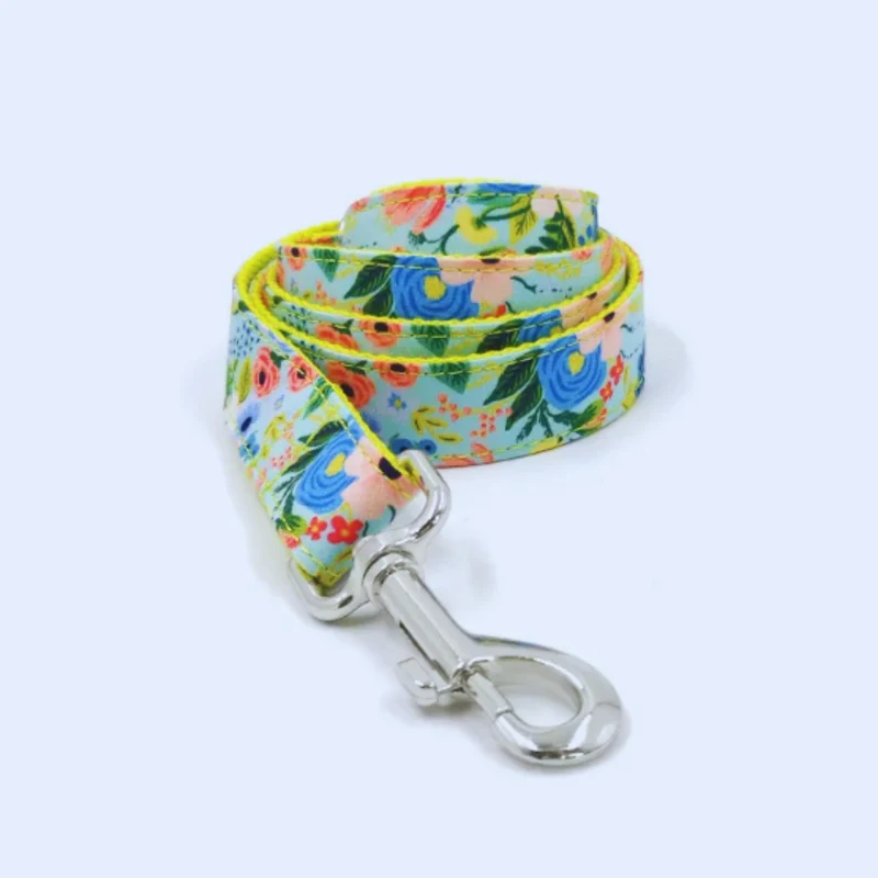 Verstellbares Hundehalsband und Leine mit buntem Blumenmuster Aus Strapazierfähigem Stoff