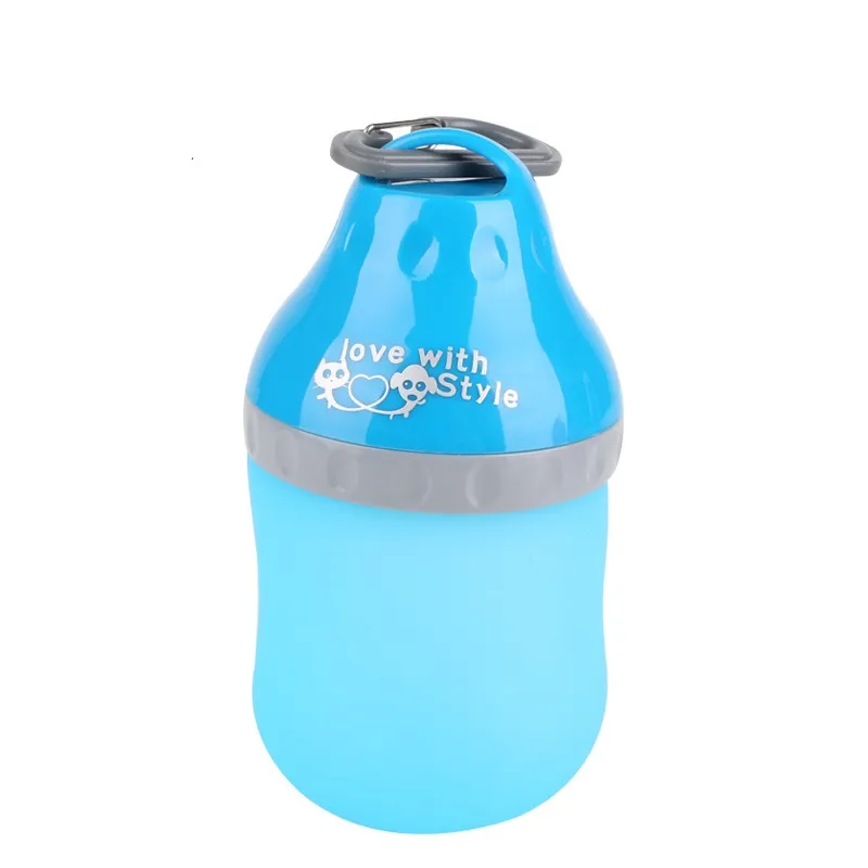 Tragbare Trinkflasche für Haustiere mit Integriertem Napf und Karabiner