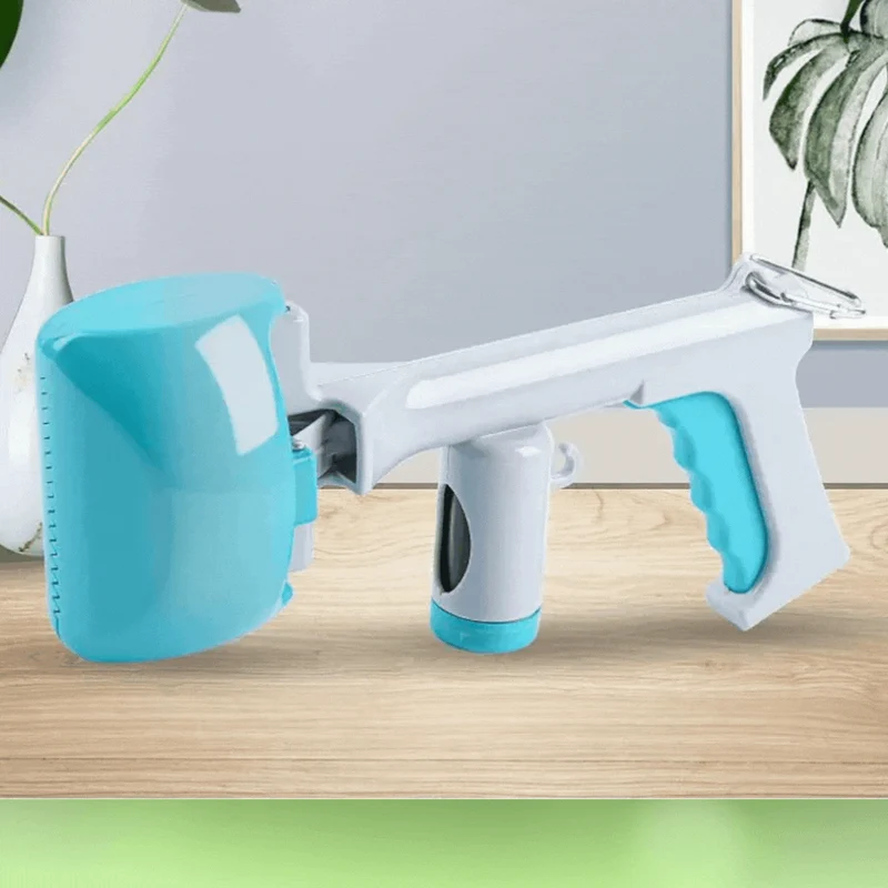 Hygienischer Hundekotgreifer für Unterwegs mit Beutelhalter und Einhandbedienung