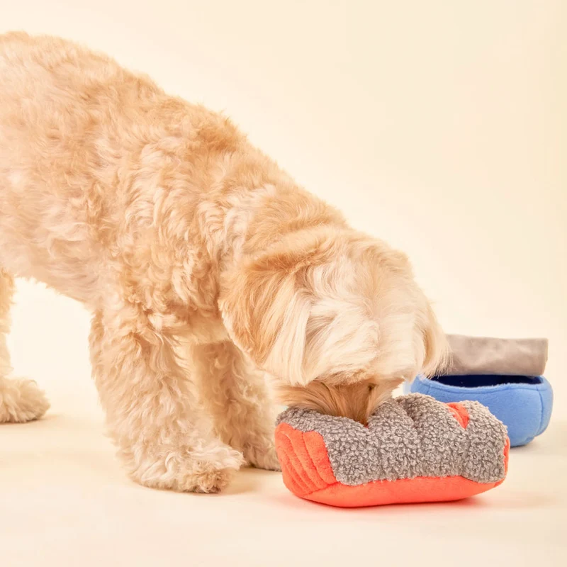 Hundespielzeug, Tinned Salmon