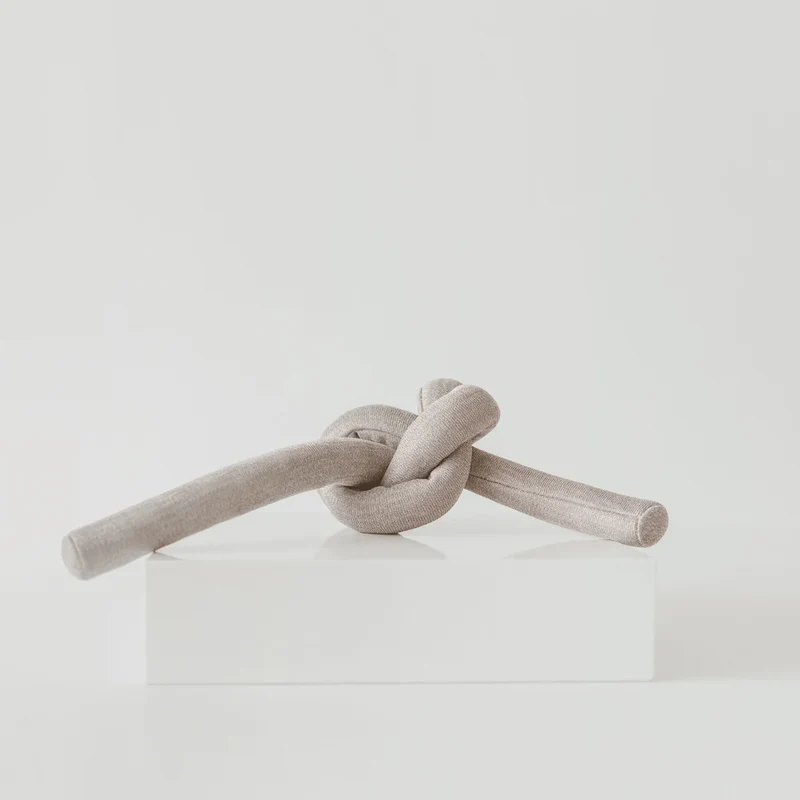 Schnüffelspielzeug NOUNOU Gray, mit Glöckchen
